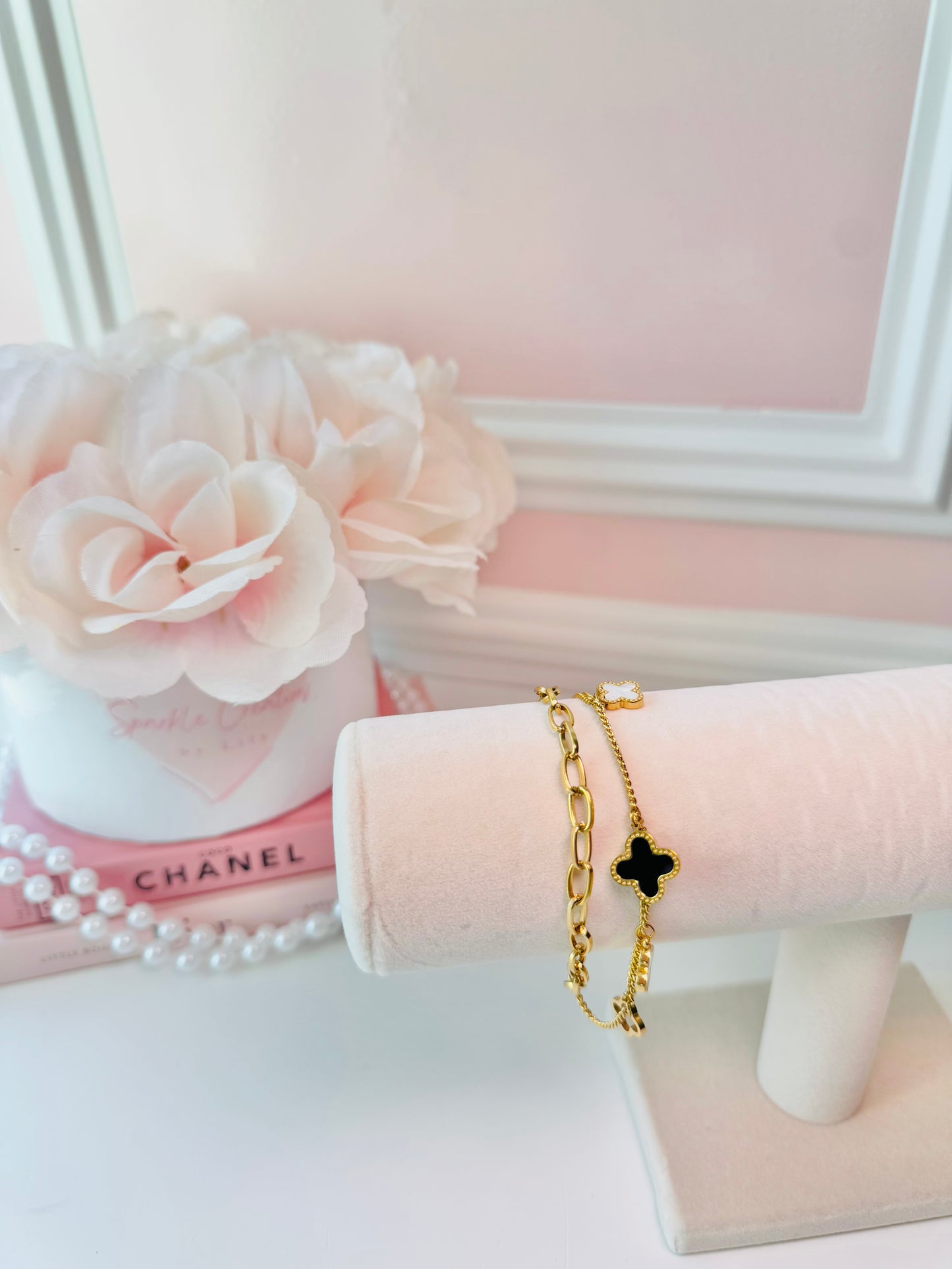 Black Double Flower Bracelet